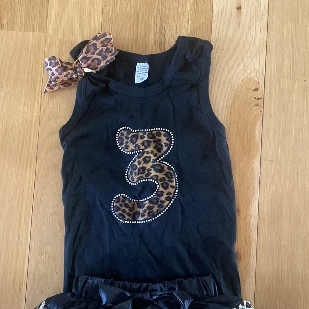 Leopard Print “3” Birthday Set Size 5